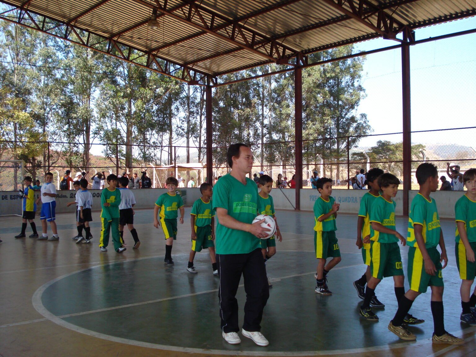 turma de futebol CONDECOMA